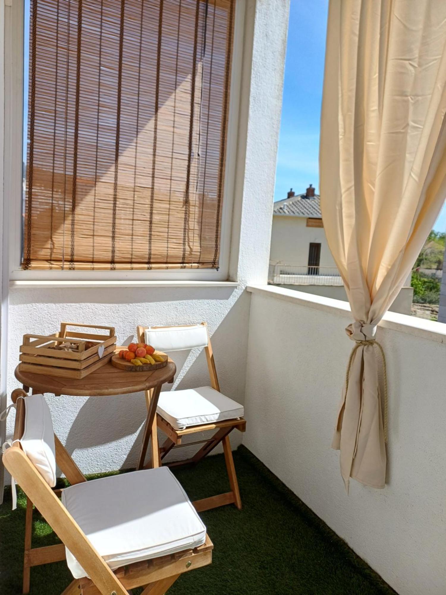 Apartments Sun & Sea 두기라트 외부 사진