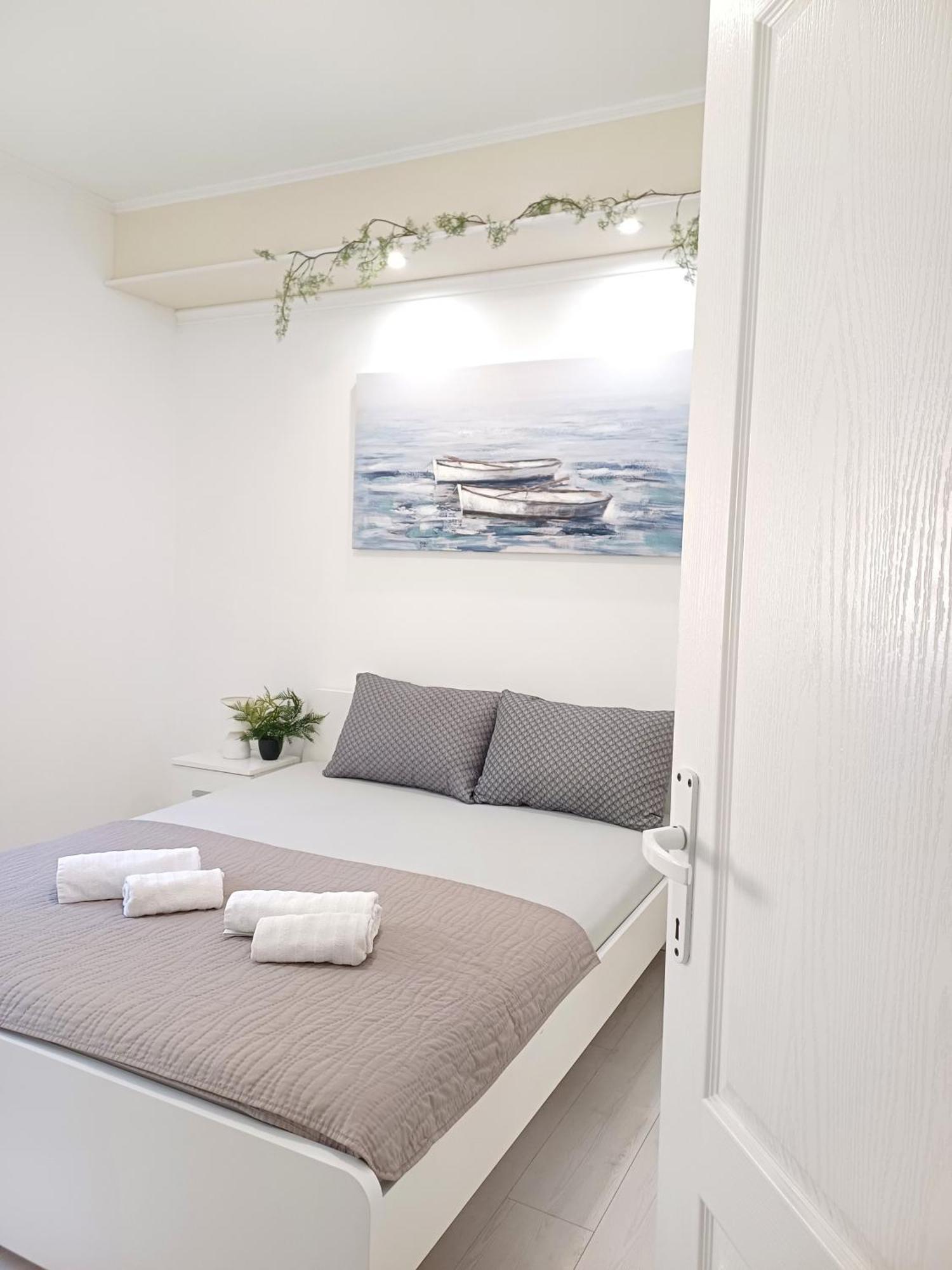 Apartments Sun & Sea 두기라트 외부 사진